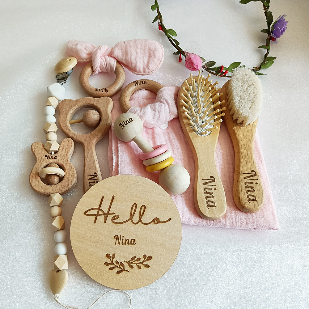 8 Pieces Of Personalized Name  - Baby Rattle Toy Set reseña y precio
